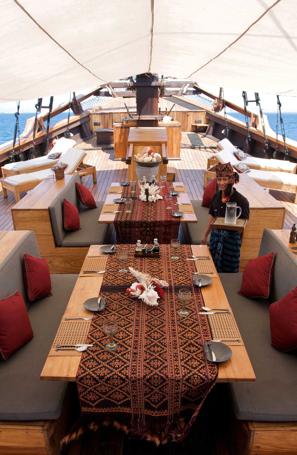 Silolona Luxury Yacht Charter main deck table