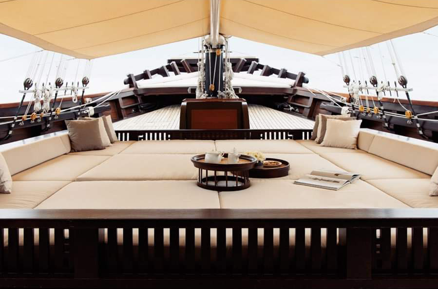 DuniaBaru Luxury Yacht Charter