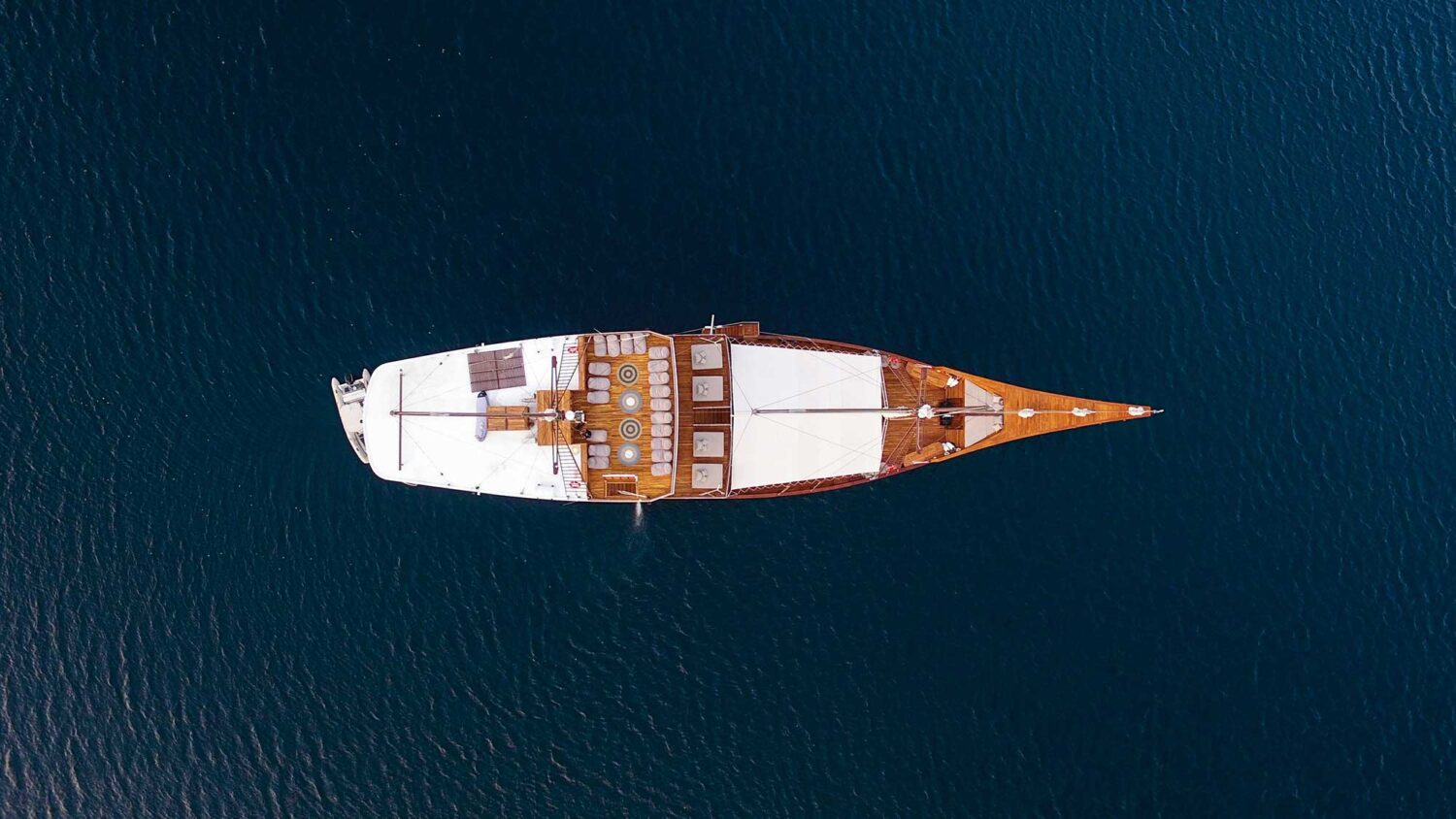 prana luxury yacht charter